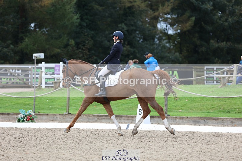 241024-115624-01800 - 145-Rachel.Lawson-MILLROAD.ECLIPSE