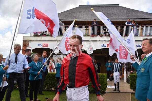 yr20082022r4-33 - Race 4 3.35pm Sky Bet Ebor