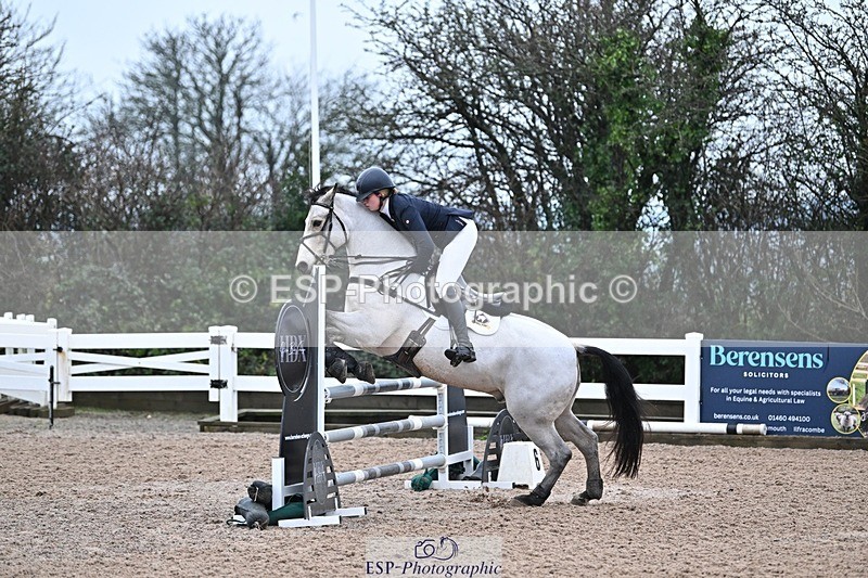 241127-095459-00109 - Cls 01A&B Brit Nov & 90cm Open