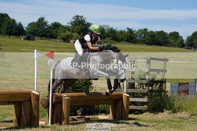 240629X-141500-3146 - 210-Tarka_Abraham-QUEEN_RUBIE