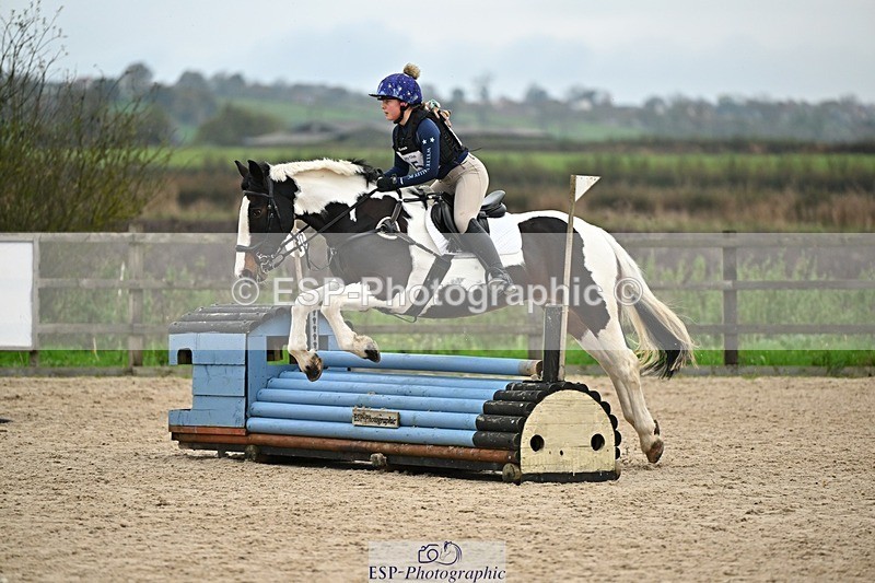 241110-145309-01154 - 70-75cm Arena Eventing