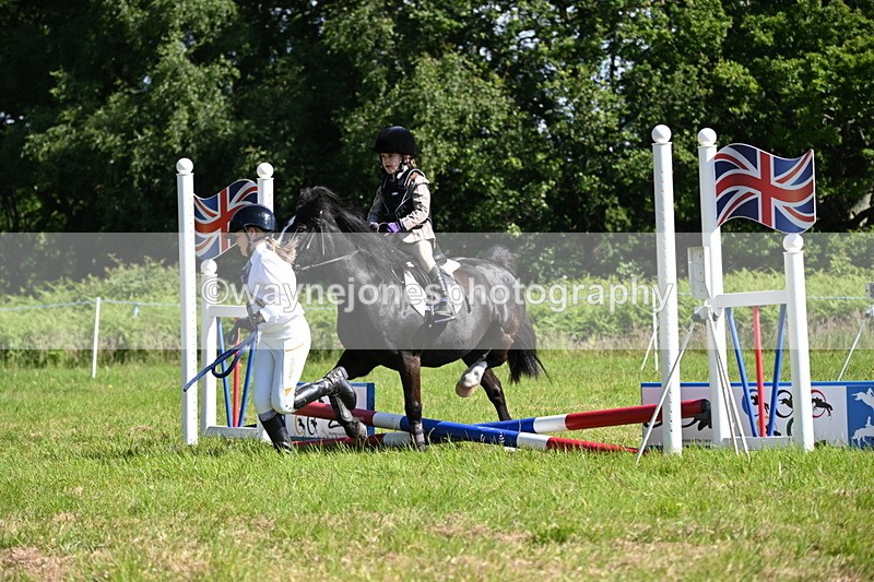 WJ6_3755 - Class 1 Tiny Cross Poles