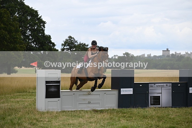 WJ6_4891 - Time at Jump 13:04 to 13:34