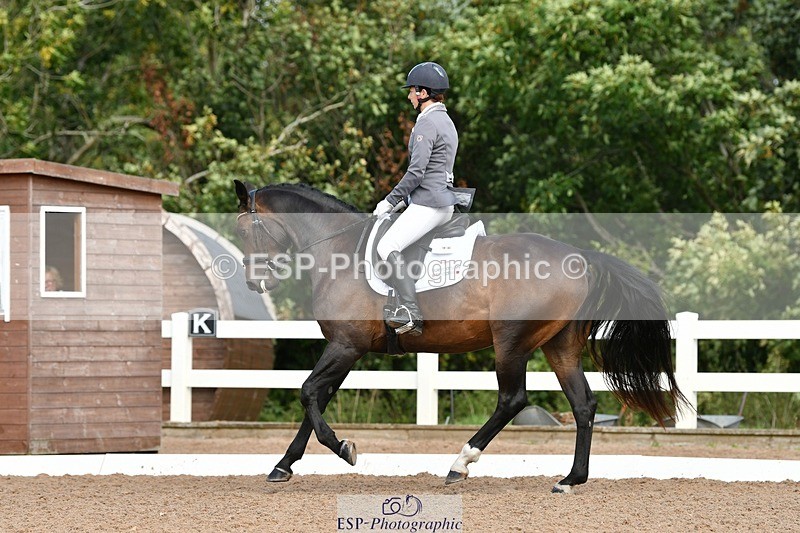 250906-104414-00722 - 096-Anna.JamesCaramia's.voice