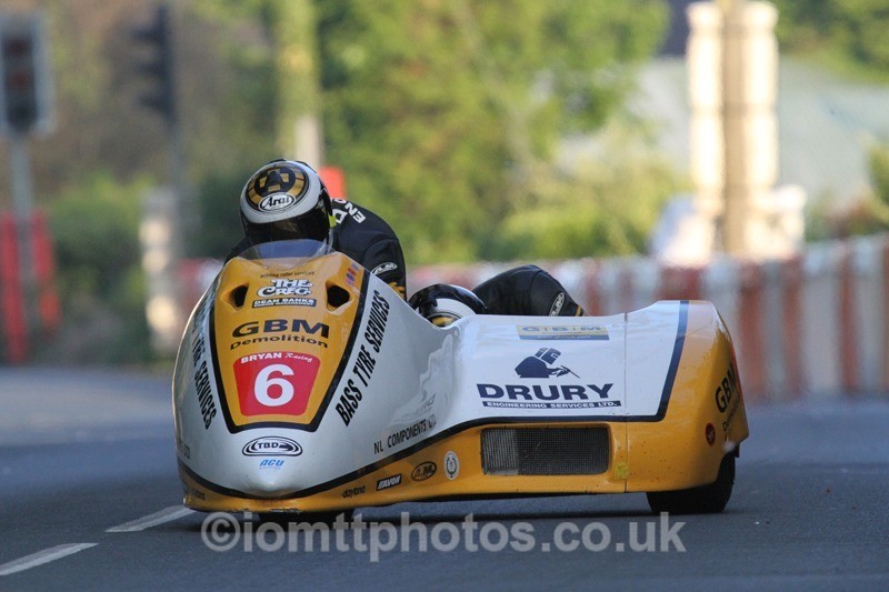 IMG_5635 - Thursday Practice - TT 2013 Side Car