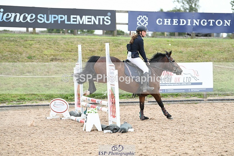 250807-101029-00082 - 60cms Round 1