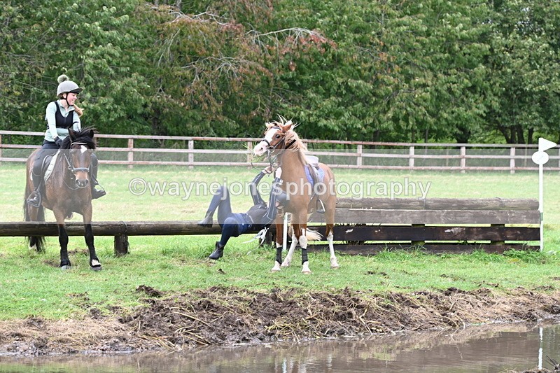 WJ6_5891 - Time at Photographer 12:31 to 12:40