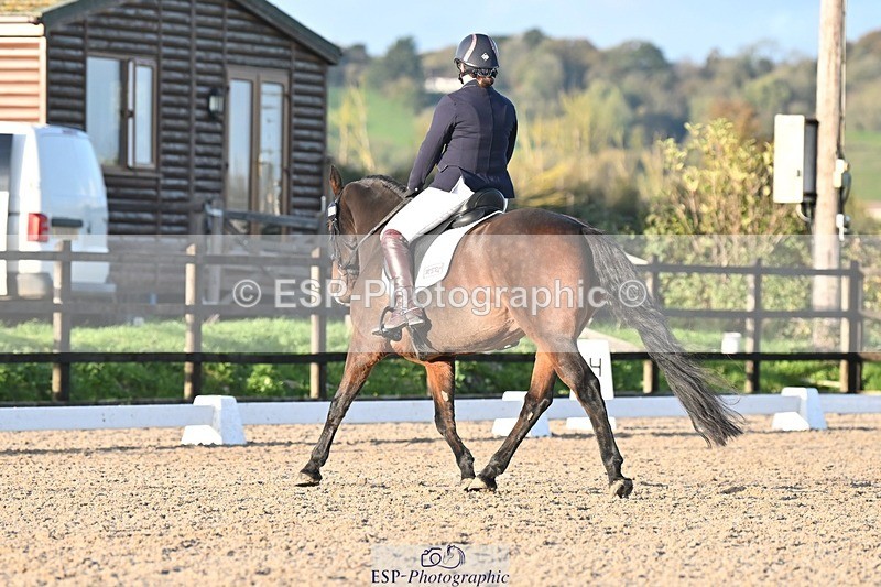 231105-151318-03027 - Cls 4 Novice 24 15.24 to 16.35 break