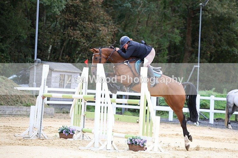 3E7A3156 - Class 8: Senior Newcomers/1.10m open