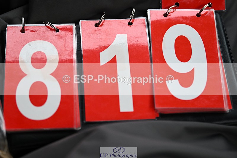 240825X-160404-36655 - 80cm XC 15.30 to 16.30