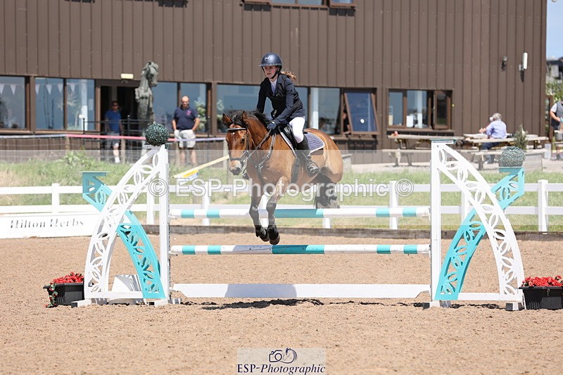240629A-140216-06659 - Cls 19 Foxhunter and 1.10m Open