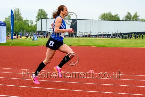 Opener25-918193 - Track Female