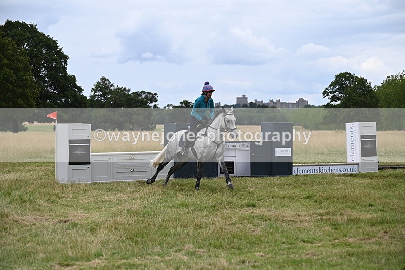 WJ6_4995 - Time at Jump 13:04 to 13:34