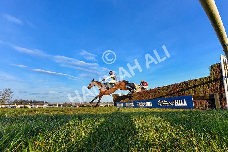 050325-Race 6-Captain Tommy-1080