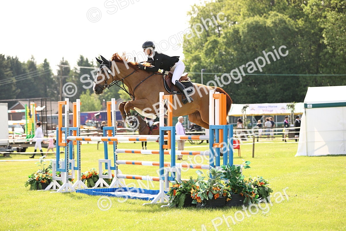 SBM_01496 - Class 200 - Martin Grant Homes Welcome Stakes 1.25m Open