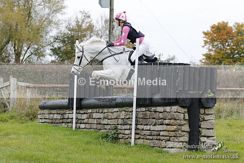 WWHT 181020 WWHT 181020 1869 - WWEC Open (1.00m)  18/10/20