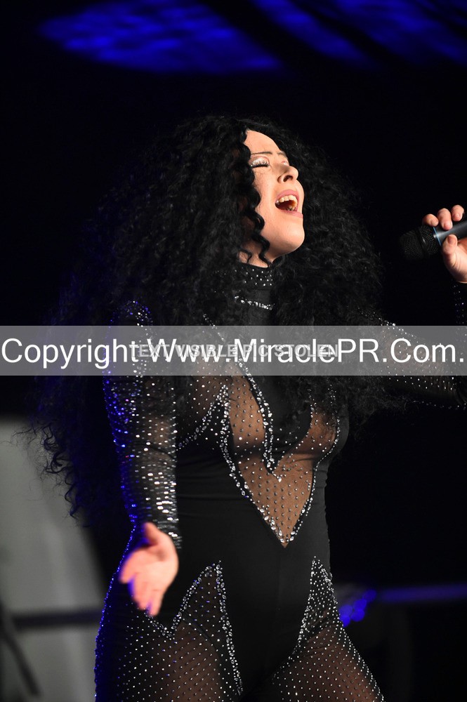 SH4_6526 - The Cher Experience