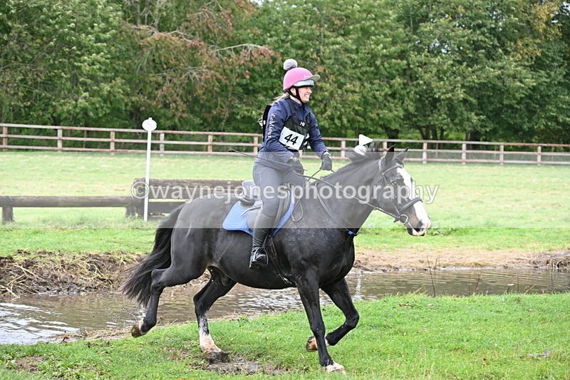 WJ6_4093 - Time at Photographer 11:48 to 11:56