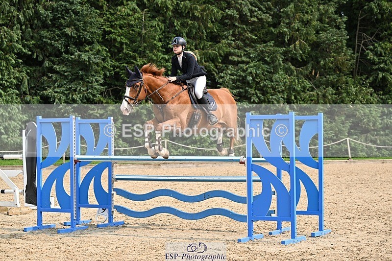 240818-151344-05128 - Cls 12A Snr Foxhunter & 1.20m Open