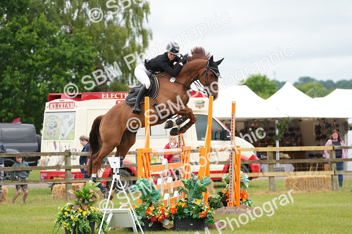 SBM_01886 - Class 200 - Martin Grant Homes Stakes 1.25m Open