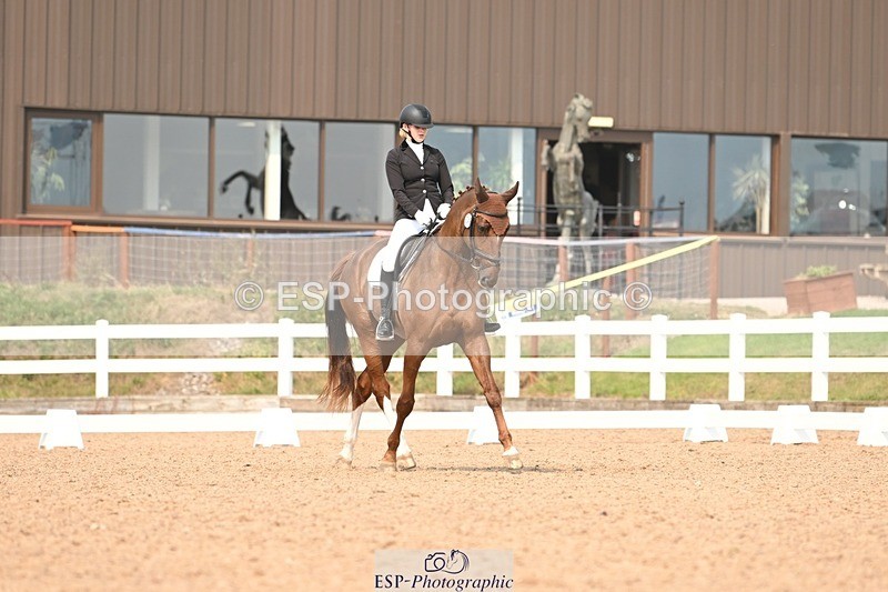 250816-151956-06154 - 121-Daisy.HedgesFelicia.v