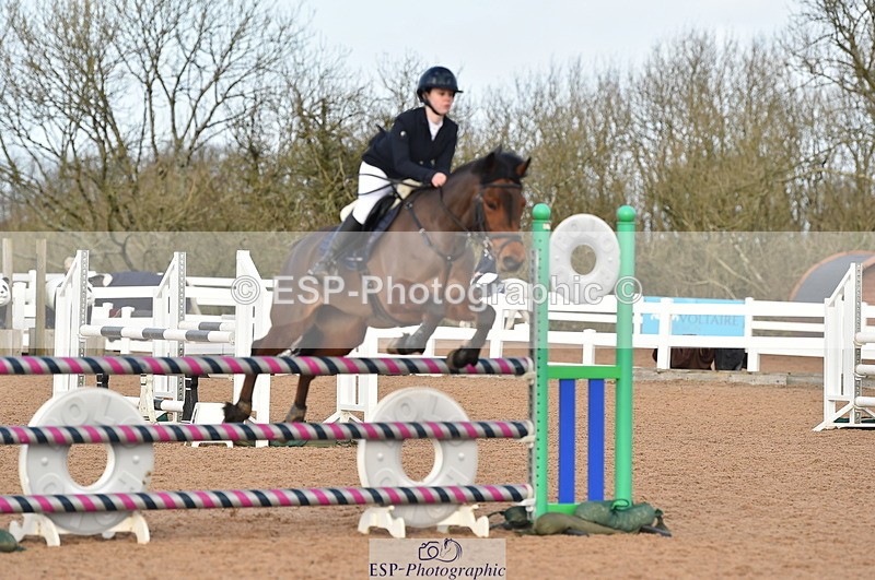 240210A-115938-01072 - Cls 8 Pony Newcomers & 1m Open