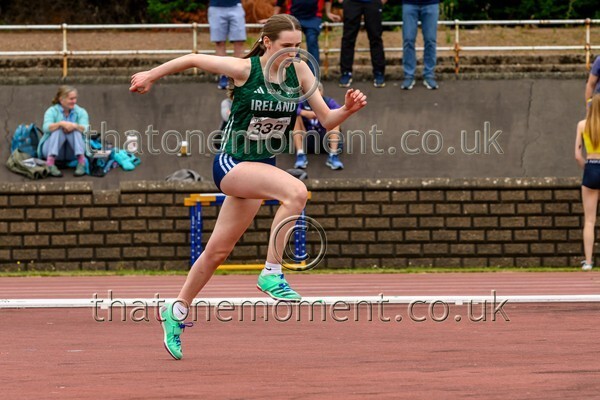 Sen25SAT-913543 - Field Female Set Two