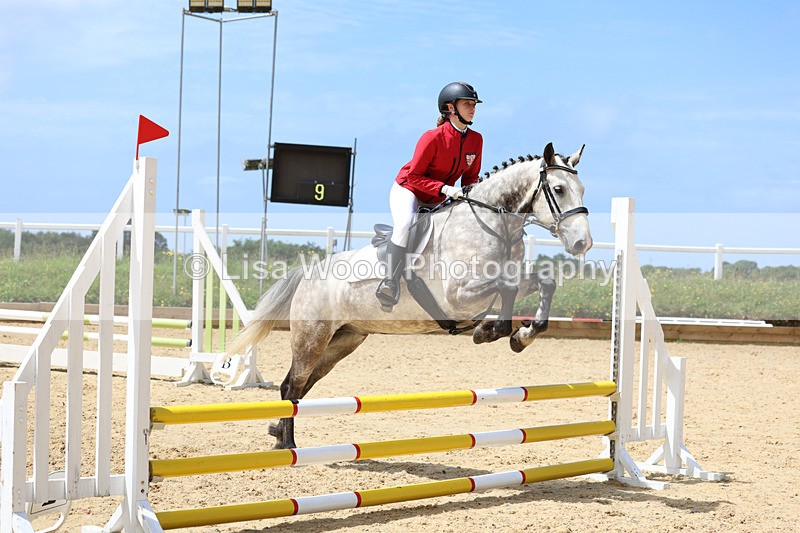 3E7A2602 - Class 4: 70 -75cm Part B