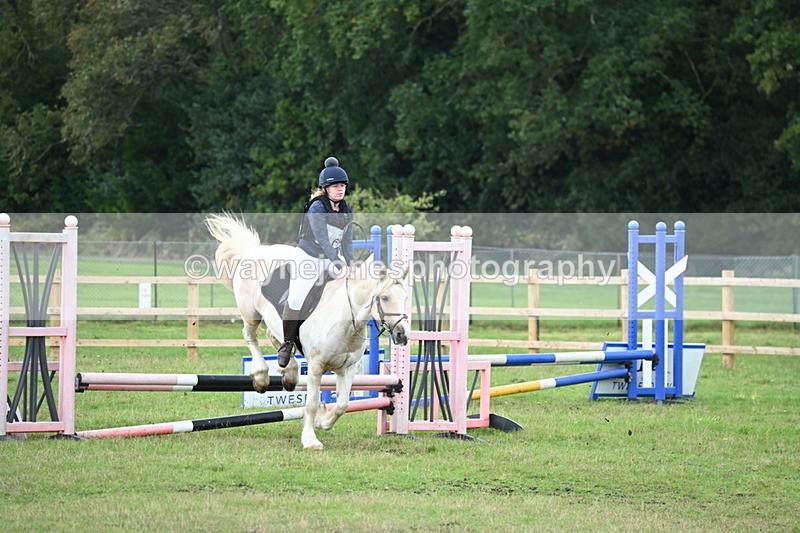 WJ6_1669 - 60cm Time 12:11 to 12:28