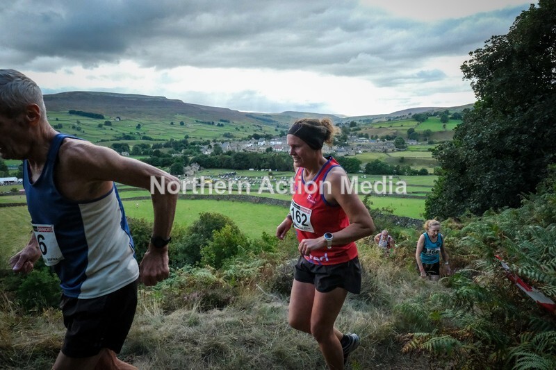 DSCF5185 - Reeth Fell race seniors