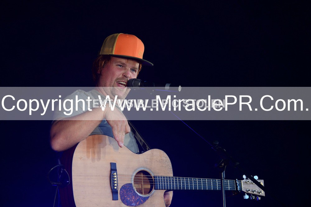 MSF_5513 - Sing it like Sheeran.