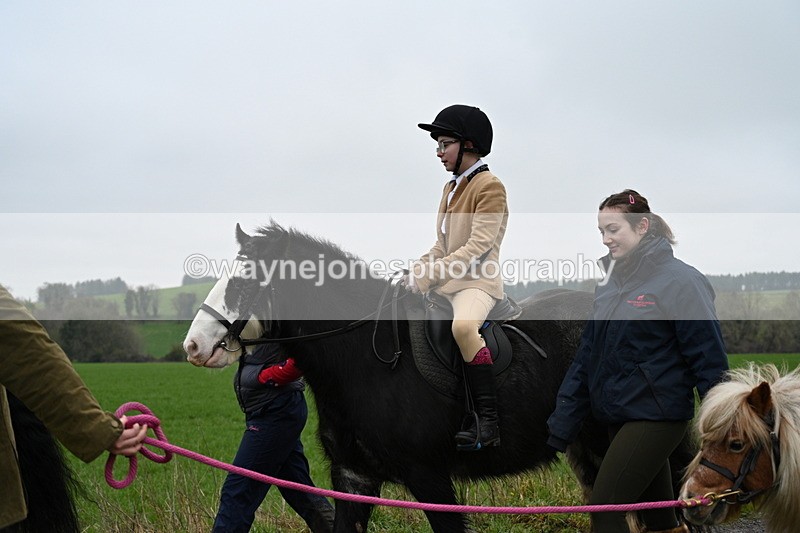 WJ7_9851 - Walk out..