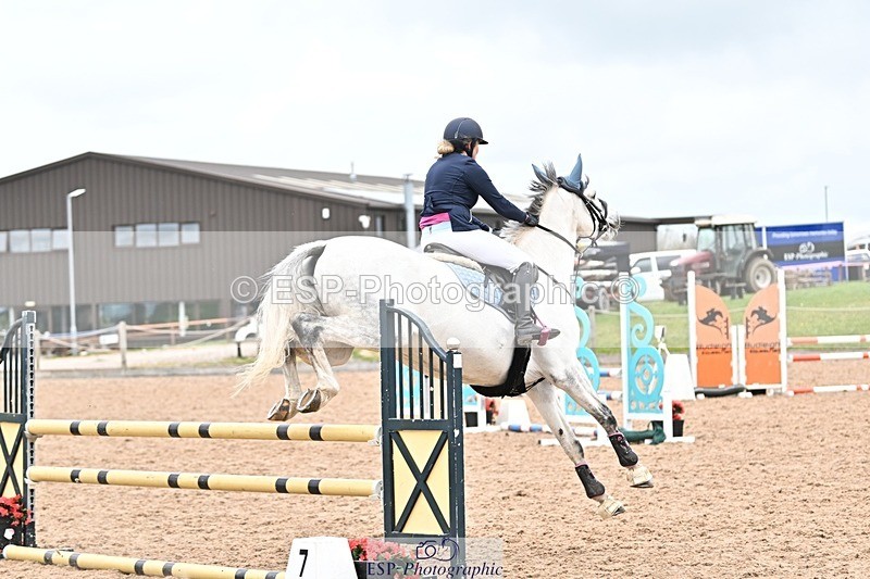 250414-112914-00553 - 90cm Round 1