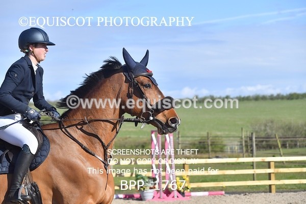 BPP_1767 - CLASS 18 SUN Senior Newcomers/ 1.10m Open