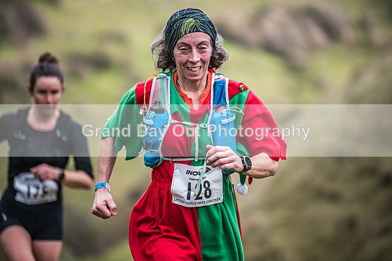 Litton-581 - Litton Christmas Cracker Fell Race (Limestone Series) Sunday 14th December 2025
