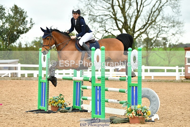 230507A-135115-08234 - Cls 43 1.05m Amateur Quali