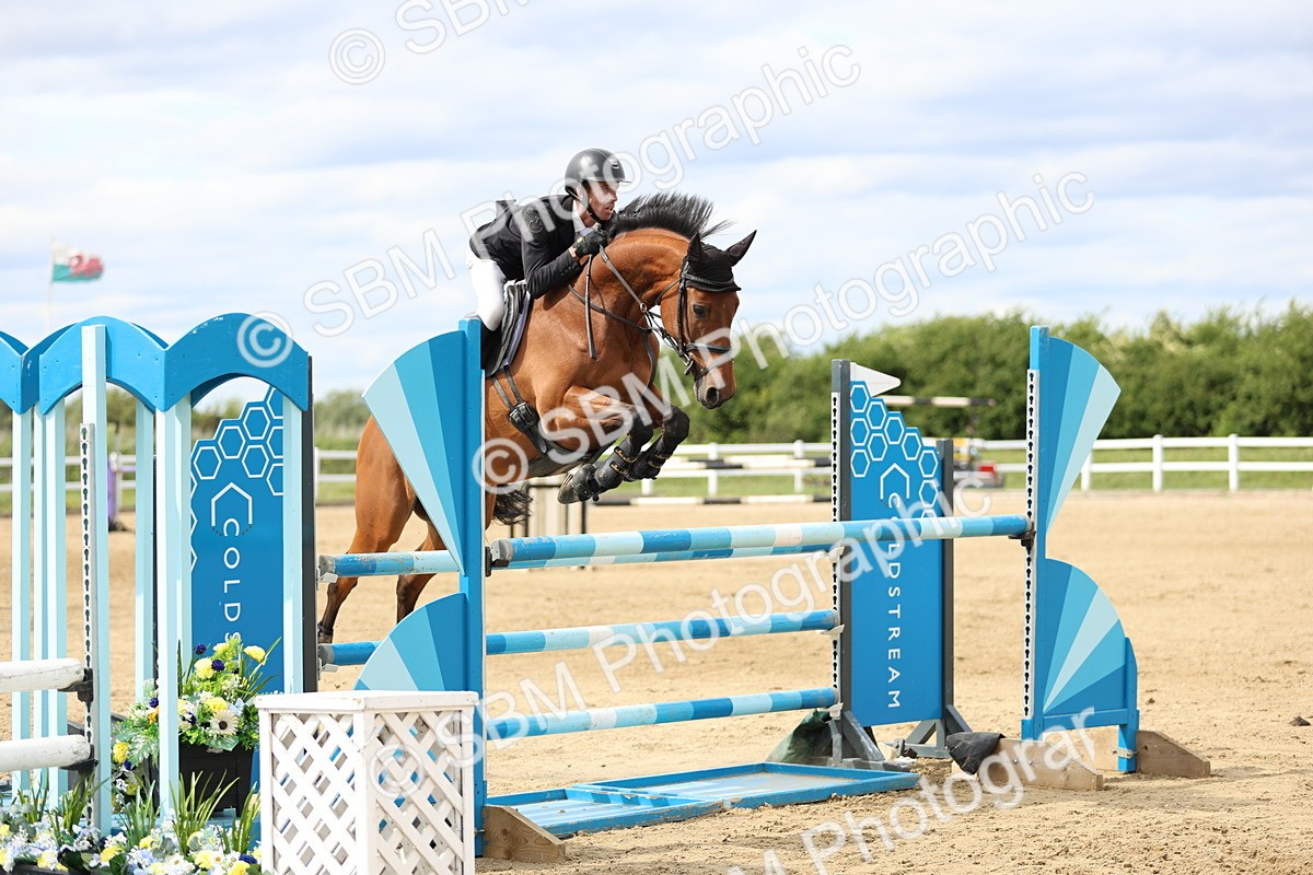 SBM_001406 - Class 5 - Senior Foxhunter - 1.20m