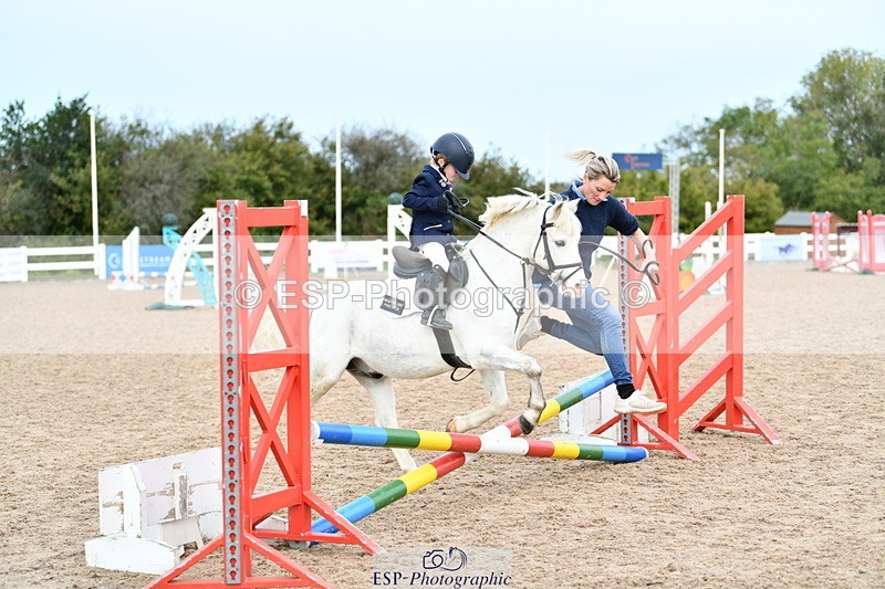 241013B-101014-00303 - Cls 2c 40cm Lead Rein