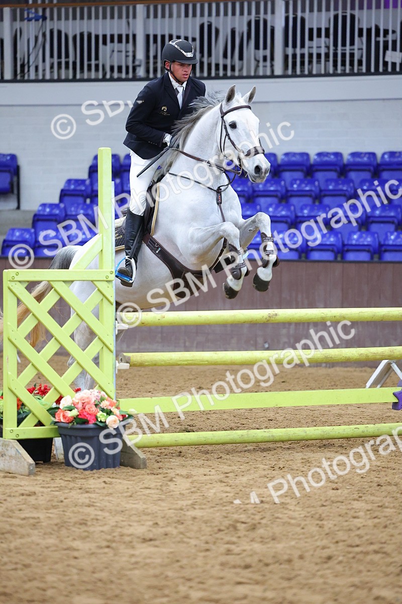 SBM_009808 - Class 20 - Senior British Novice/ 90cm Open - First Round (0.90m)