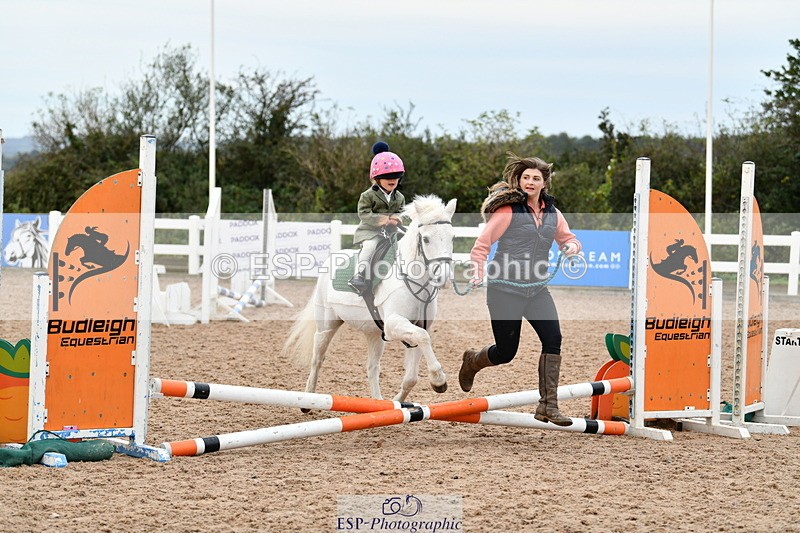 241013B-084603-00014 - Cls 1 Clear Round