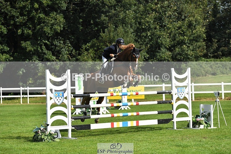 230908-111728-01101 - Cls 2 Snr Foxhunter & 1.20m Open