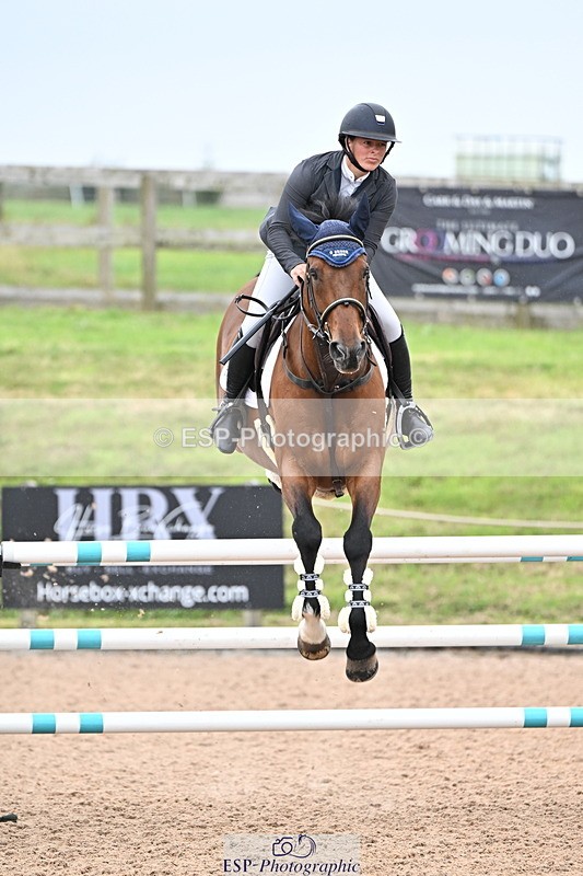 240828A-155453-01235 - Cls 5 Snr Foxhunter and 1.20m Open