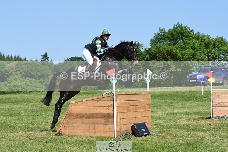 230527-143504-09946 - 351-TRINITY_CAVALIER-Henrietta_Horsley-gubbins-XC