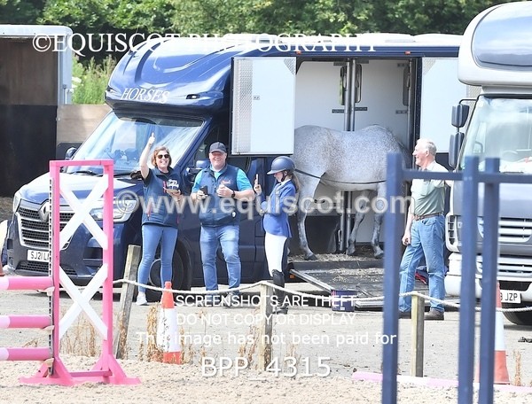 BPP_4315 - CLASS 18 SUN Stepping Stones 128/ 138cms Handicap