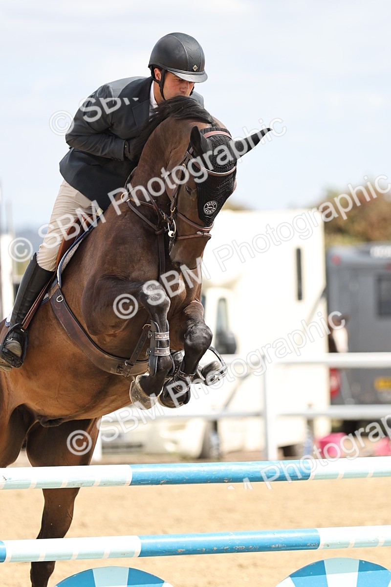 SBM_004729 - Class 5 - Senior Discovery - 1.00m Open