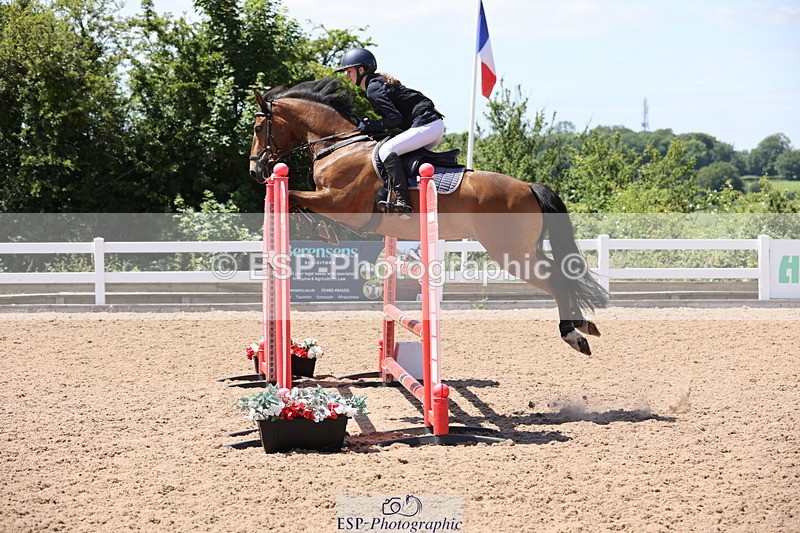 240629A-140340-06671 - Cls 19 Foxhunter and 1.10m Open
