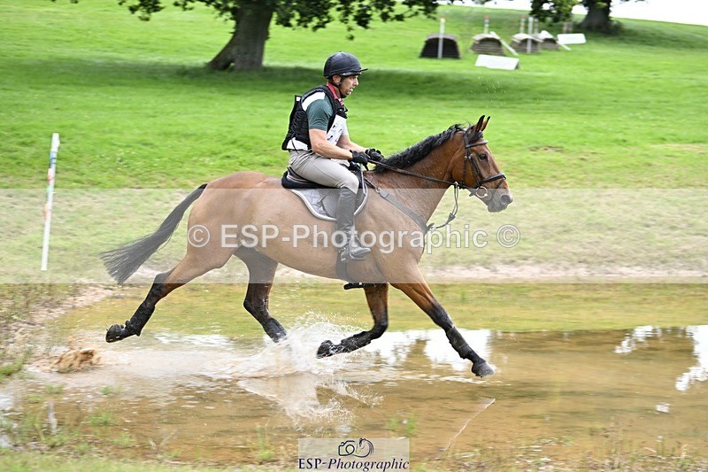240803-104312-01664 - 002-Simon_Wooding-CURRAGHGRAIGUE_WILFRED