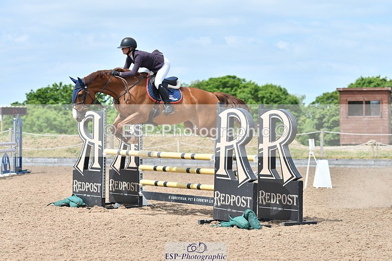 240609A-112518-04554 - Cls 17 Snr 1.05m Open