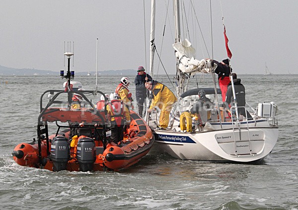 100411 JLP SAILING CLUB - RNLI IMG_0351 - APRIL 11th 2010 - JLP SAILING CLUB & RNLI