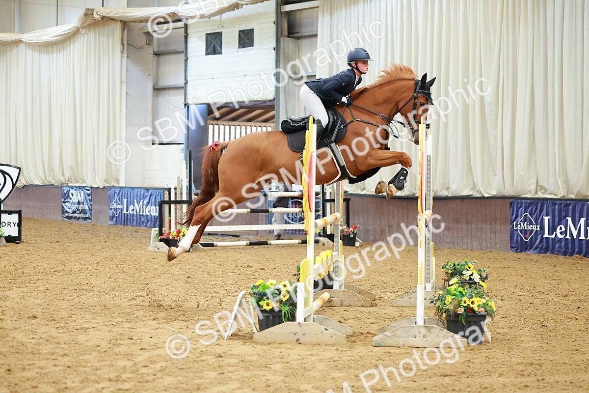 SBM_007126 - Class 19 - Senior Newcomers 1.10m